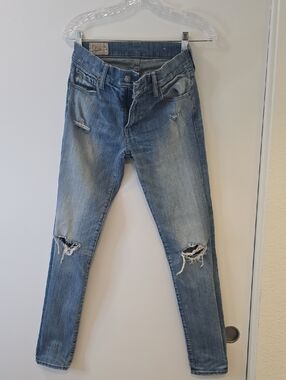 Light Wash Distressed Skinny Jeans